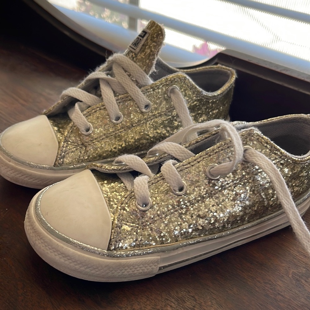 Converse silver glitter shoes